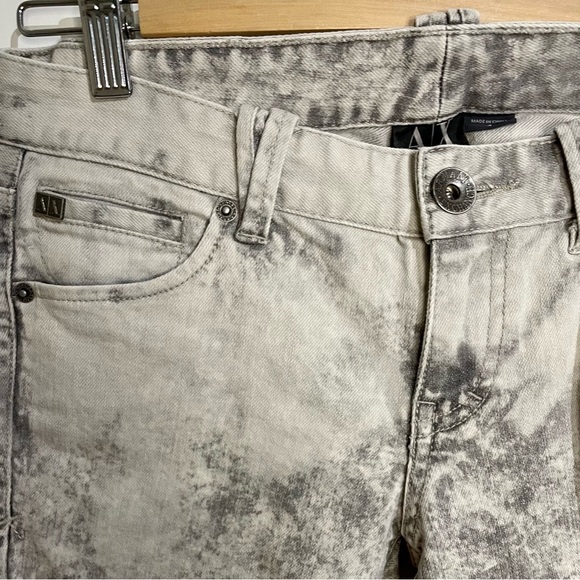 Armani Exchange light grey acid wash jeans with zip ankle - Picture 2 of 7